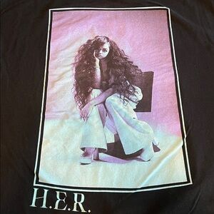 HER Graphic TShirt Black Size XL - Fair condition